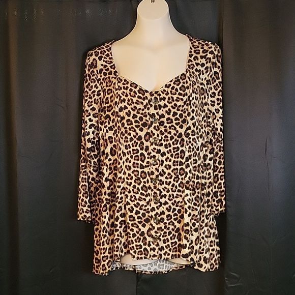Torrid Blouse - Picture 1 of 7